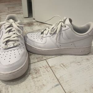 brand new Air Force ones (worn once). White cute and fresh size 7 women’s